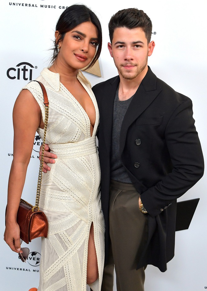 Miss World gave birth to Nick Jonas' first child via surrogacy, 2.7 million people congratulated her - Photo 3.