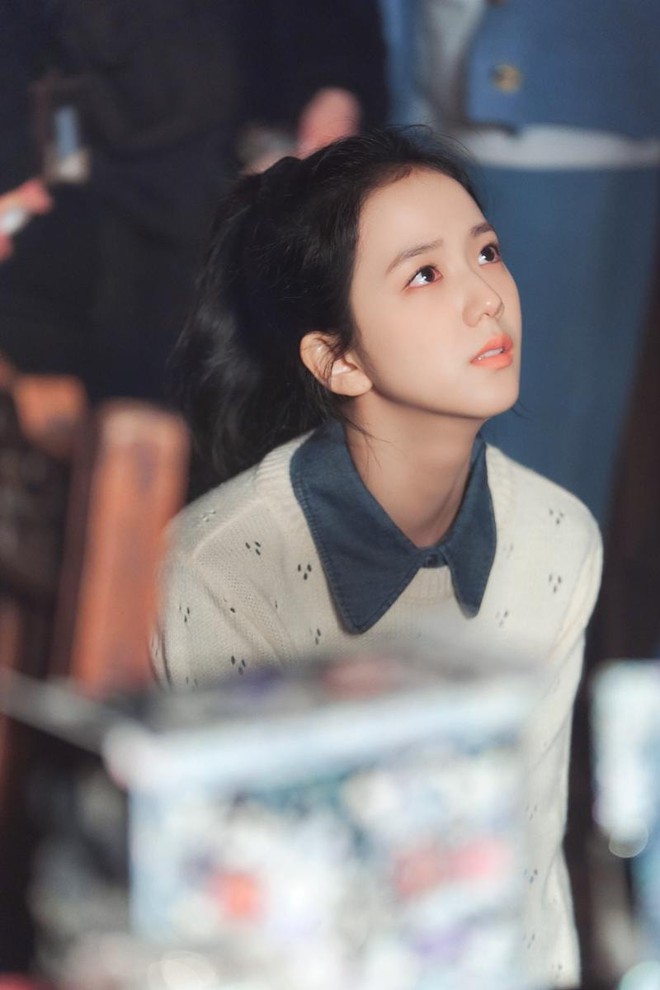 Jisoo (BLACKPINK) đích thị là nữ chính khổ nhất phim Hàn, Snowdrop tính bao giờ mới buông tha cho chị? - Ảnh 3.