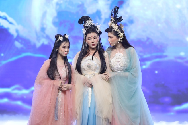 Tạo hình chặt chém của Nga Ngàn Năm Việt Hương và loạt nhân vật của Táo Xuân 2022 - Ảnh 10.