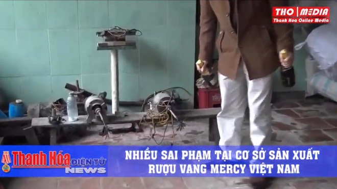 Đại hội “bóc phốt” giỏ quà Tết khiến ai cũng ngã ngửa: Vỏ thì đẹp nhưng bên trong toàn “hàng dỏm”, mang đi tặng khách đúng muối mặt luôn - Ảnh 8.