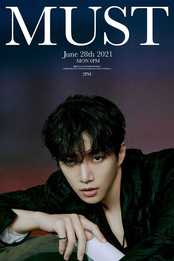 Nam idol Kpop hot nhất MXH lúc này: Đè bẹp BTS ở tuổi 32, độc quyền 1 danh hiệu chưa ai thay thế được suốt 14 năm sự nghiệp! - Ảnh 10. Nam idol Kpop hot nhất MXH lúc này: Đè bẹp BTS ở tuổi 32, độc quyền 1 danh hiệu chưa ai thay thế được suốt 14 năm sự nghiệp! - Ảnh 10.