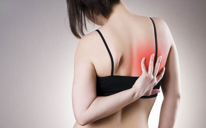 4 dấu hiệu tưởng chẳng liên quan nhưng lại ngầm cảnh báo bệnh ung thư phổi đang tới rất gần - Ảnh 1. 4 dấu hiệu tưởng chẳng liên quan nhưng lại ngầm cảnh báo bệnh ung thư phổi đang tới rất gần - Ảnh 1.
