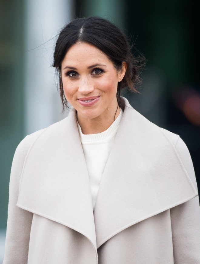 Meghan Markle có đến 9 lần phá vỡ quy tắc hoàng gia, Kate Middleton chạy dài mới theo kịp rồi - Ảnh 8. Meghan Markle có đến 9 lần phá vỡ quy tắc hoàng gia, Kate Middleton chạy dài mới theo kịp rồi - Ảnh 8.