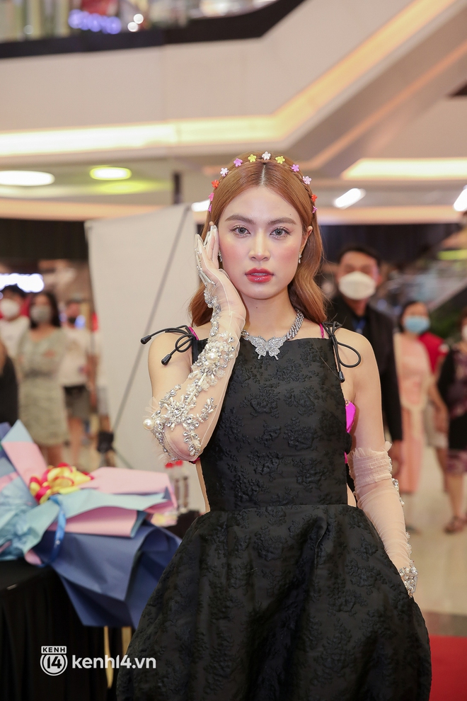 Ho&agrave;ng Th&ugrave;y Linh n&oacute;i g&igrave; khi Gieo Quẻ bị ch&ecirc; một m&agrave;u, kh&ocirc;ng c&oacute; g&igrave; mới mẻ so với album Ho&agrave;ng? - Ảnh 4.