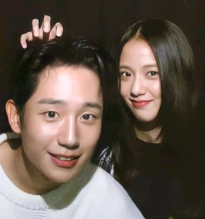 Jung Hae In bất ngờ đăng hình ảnh đáng ngờ ngay sinh nhật Jisoo (BLACKPINK): Kbiz lại có thêm 1 cặp phim giả tình thật? - Ảnh 6.