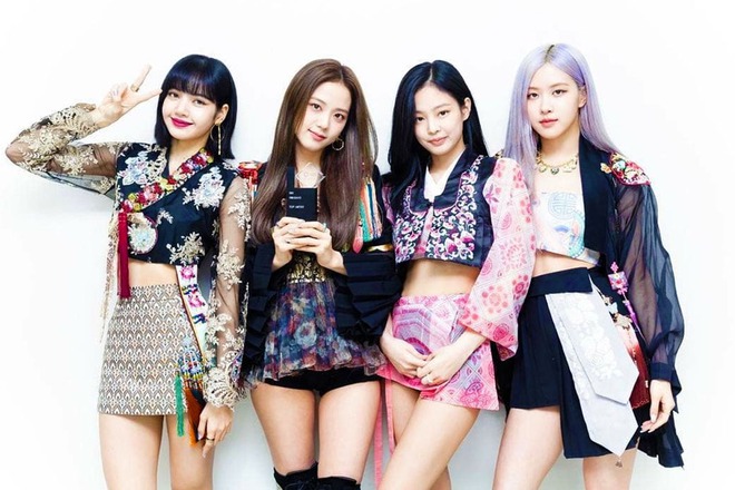 Vừa lập Instagram không bao lâu, các thành viên BTS đã cho BLACKPINK ra chuồng gà! - Ảnh 1.