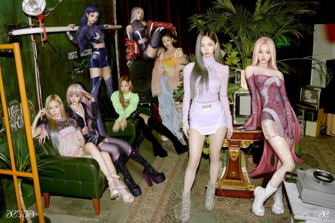 Sau 1 năm bùng nổ, aespa đang dần chiếm lĩnh Kpop: Liệu có thực sự trở thành BLACKPINK thế hệ mới? - Ảnh 1.