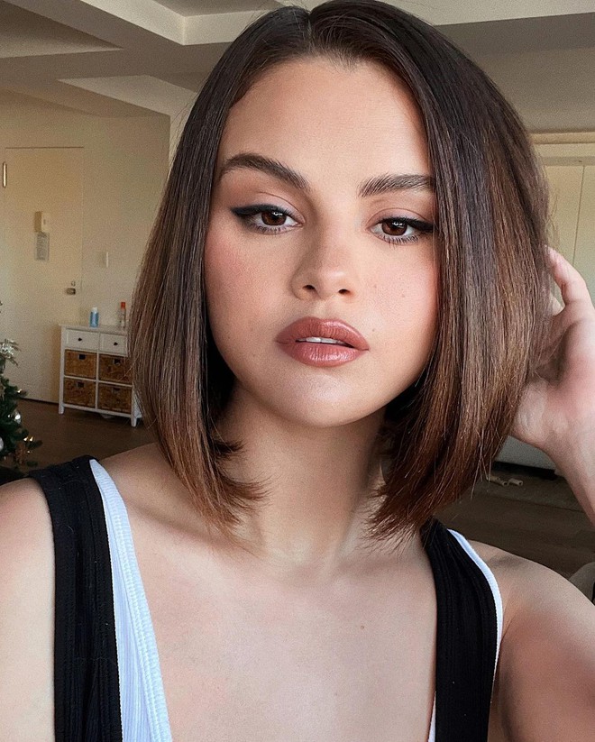 Dù ai nói ngả nói nghiêng, Selena Gomez vẫn là nữ hoàng nhan sắc Instagram đúng không cả nhà: Hãy nhìn bức ảnh này đi! - Ảnh 2.