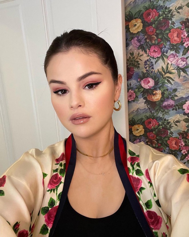 Dù ai nói ngả nói nghiêng, Selena Gomez vẫn là nữ hoàng nhan sắc Instagram đúng không cả nhà: Hãy nhìn bức ảnh này đi! - Ảnh 3.
