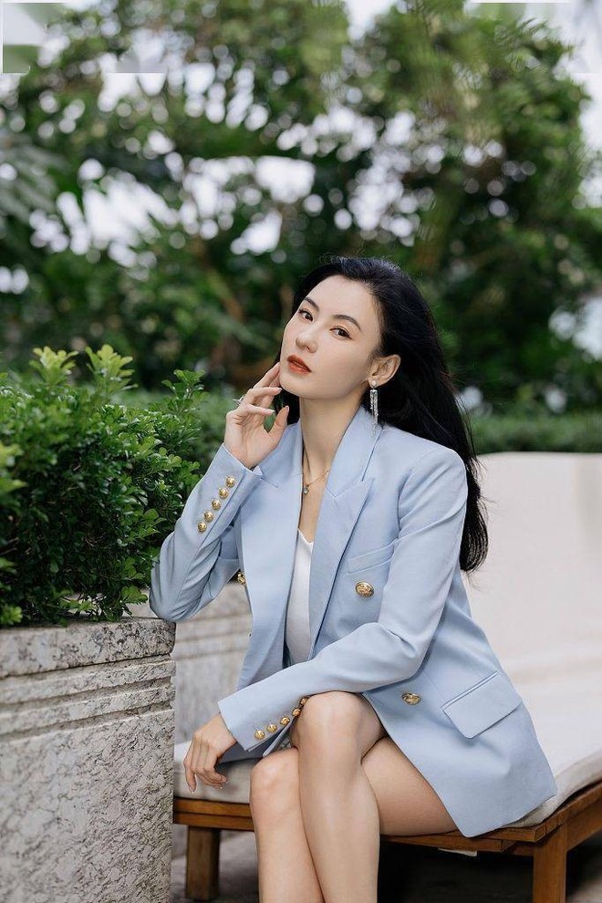 Bị hỏi đ&atilde; mua mấy căn nh&agrave; cho Trương B&aacute; Chi, Tạ Đ&igrave;nh Phong đưa ra c&acirc;u trả lời khiến bạn th&acirc;n cho&aacute;ng nặng - Ảnh 4.