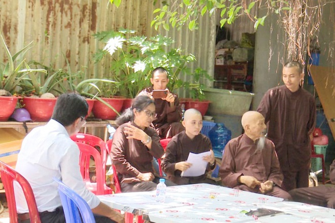 Ông Lê Tùng Vân từng làm giám đốc ở TP.HCM trước khi chuyển đến Tịnh thất Bồng Lai - Ảnh 1.