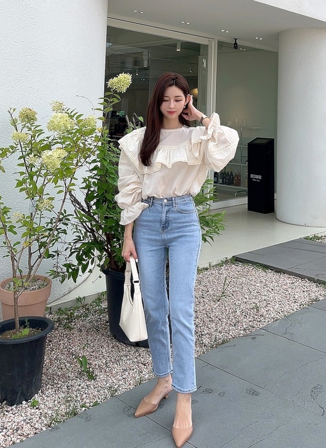 3 kiểu quần jeans kh&ocirc;ng bao giờ lỗi mốt - Ảnh 1.