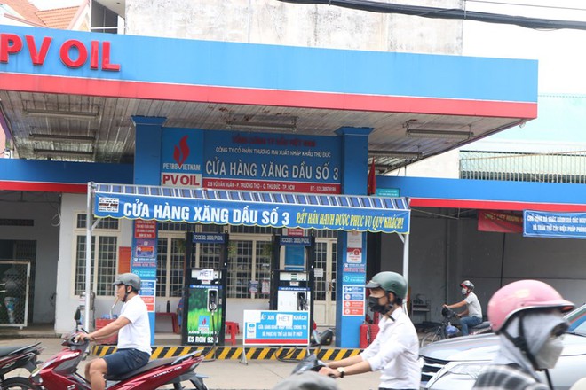 TP.HCM c&oacute; 121 cửa h&agrave;ng xăng dầu kh&ocirc;ng c&ograve;n xăng - Ảnh 2.