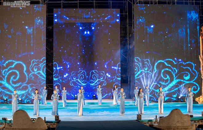 50 thí sinh Hoa hậu Biển đảo Việt Nam thướt tha trong tà áo dài - Ảnh 7.