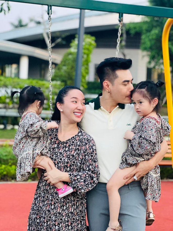 Hội sao Việt c&oacute; nửa kia sống b&igrave;nh dị - Ảnh 6.
