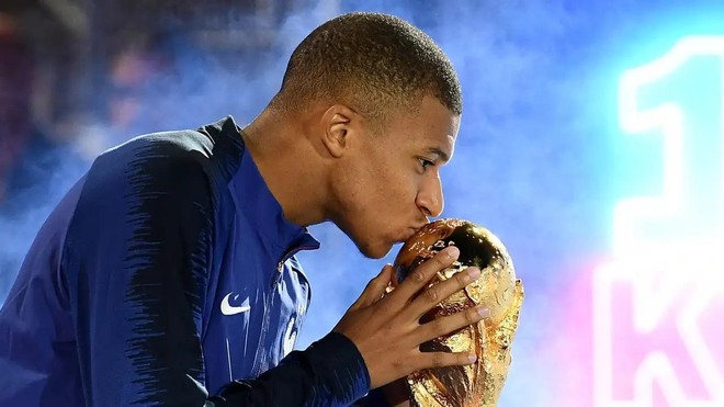 PSG v&agrave; Kylian Mbappe, những chuyện chưa kể về mối quan hệ nhập nhằng - Ảnh 2.