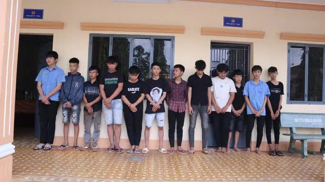 Thủ phạm 2 vụ đ&aacute;nh đập rồi cướp l&uacute;c nửa đ&ecirc;m ở Đồng Xo&agrave;i l&agrave; 1 nh&oacute;m thiếu ni&ecirc;n - Ảnh 1.