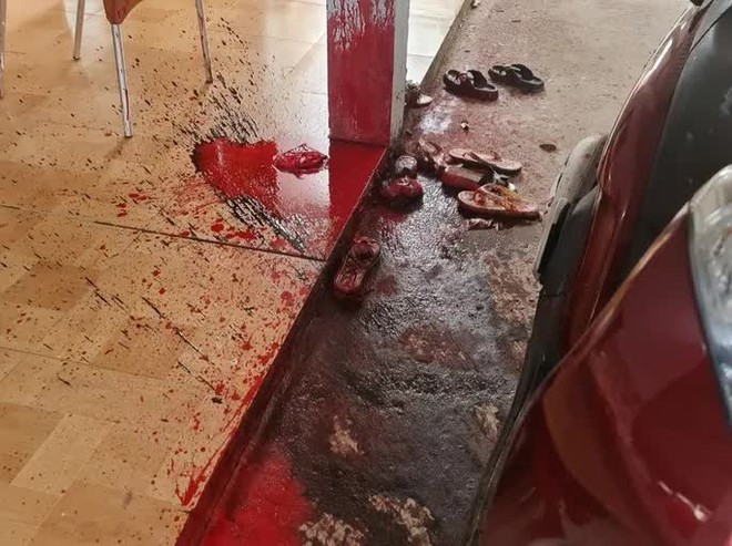 Clip: Hiện trường vụ n&eacute;m bom tự chế v&agrave;o nh&agrave; d&acirc;n ở Ph&uacute; Quốc - Ảnh 3.