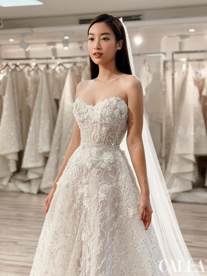 Đỗ Mỹ Linh thử váy cưới trước thềm hôn lễ: Nhan sắc cô dâu mỹ miều, khí chất chuẩn phu nhân hào môn - Ảnh 3.