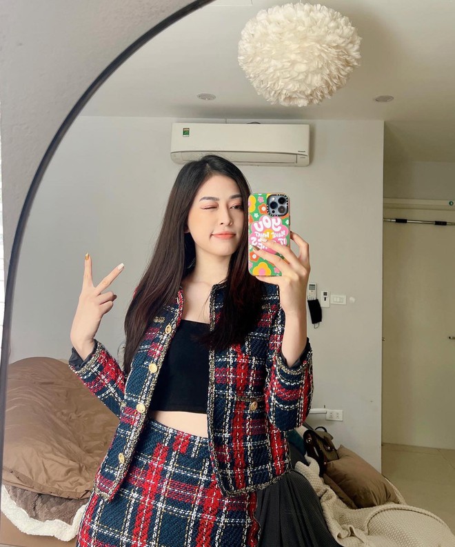 Học sao Việt 10 c&aacute;ch diện đồ layer trẻ trung, ngọt ng&agrave;o cho m&ugrave;a thu - Ảnh 7.