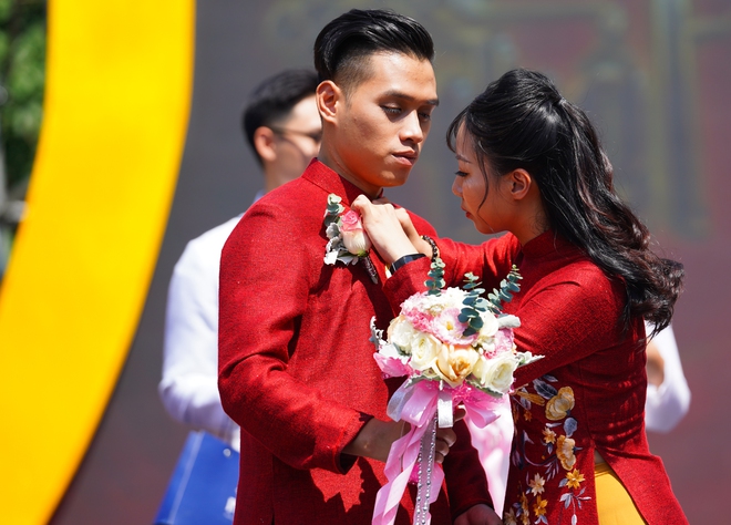 Lễ cưới đặc biệt của 18 đôi trẻ tại Hà Nội - Ảnh 10.