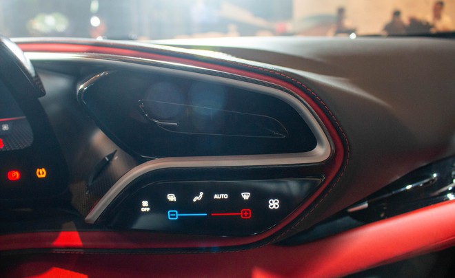 Ferrari 296 GTB ch&iacute;nh h&atilde;ng gi&aacute; từ 21 tỷ đồng tại Việt Nam đ&atilde; c&oacute; kh&aacute;ch đặt mua - Ảnh 13.