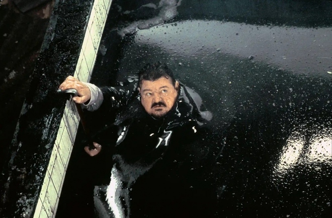 Những dấu ấn trong sự nghiệp của Robbie Coltrane: Từ James Bond đến Harry Potter - Ảnh 14.