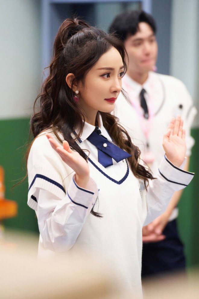 Hội &lsquo;mẹ đơn th&acirc;n&rsquo; sở hữu nhan sắc ng&agrave;y c&agrave;ng l&ecirc;n hương của l&agrave;ng giải tr&iacute; Hoa ngữ - Ảnh 3.