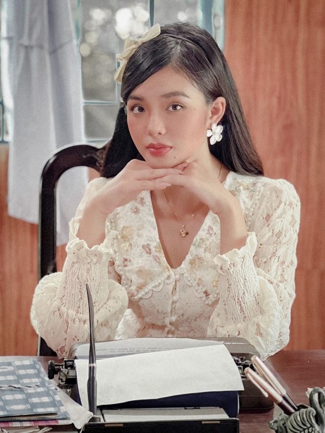Yeye Nhật Hạ: Từ thần tượng tuổi thơ đến vai ch&iacute;nh trong phim c&oacute; rating cao nhất nước - Ảnh 2.