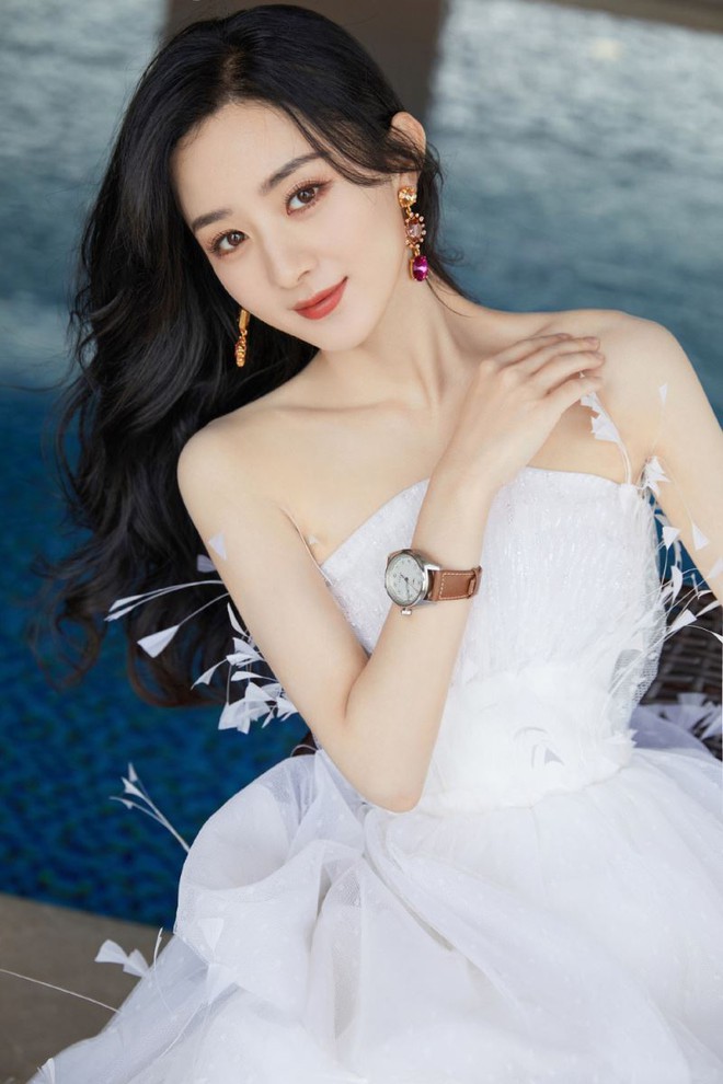 Hội &lsquo;mẹ đơn th&acirc;n&rsquo; sở hữu nhan sắc ng&agrave;y c&agrave;ng l&ecirc;n hương của l&agrave;ng giải tr&iacute; Hoa ngữ - Ảnh 5.