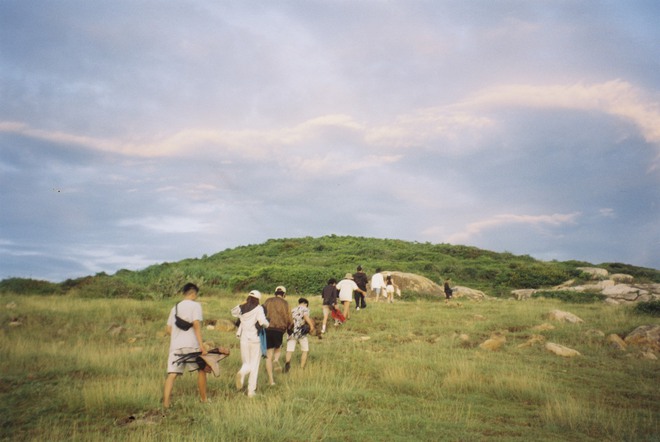 Địa điểm cắm trại mới nổi tại Phú Yên: Nơi có đồi cỏ săn bình minh đẹp hút hồn - Ảnh 8.