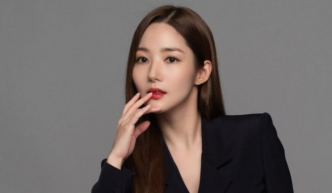 Chị ruột từ chức ngay sau khi Park Min Young chia tay đại gia tai tiếng - Ảnh 2.