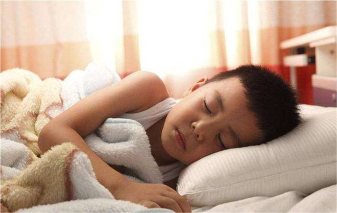 “Học sinh tiểu học vất vả hơn cả nhân viên văn phòng!” - Ảnh 3.