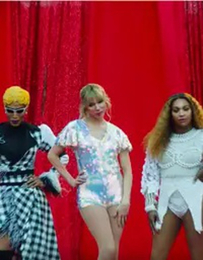 Độc chiêu của Taylor Swift: "Nhá hàng" MV và album mới qua trang phục - Ảnh 4.