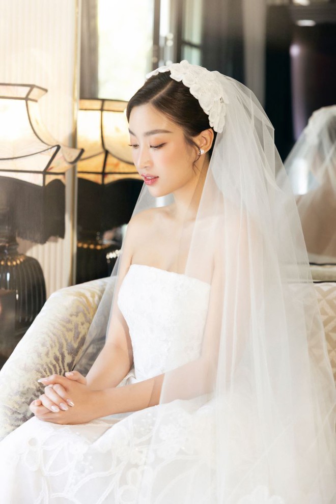 5 điều đặc biệt trong h&ocirc;n lễ Đỗ Mỹ Linh: Bầu Hiển nhảy c&ugrave;ng c&aacute;c con, c&ocirc; d&acirc;u c&oacute; 1 chi tiết cực tinh tế - Ảnh 6.