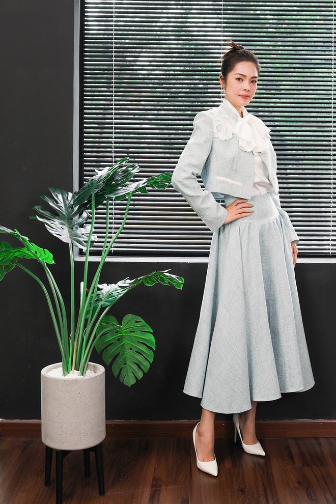 Dương Cẩm Lynh thẳng thắn n&oacute;i về c&ocirc;ng việc livestream b&aacute;n h&agrave;ng sau ly h&ocirc;n - Ảnh 1.