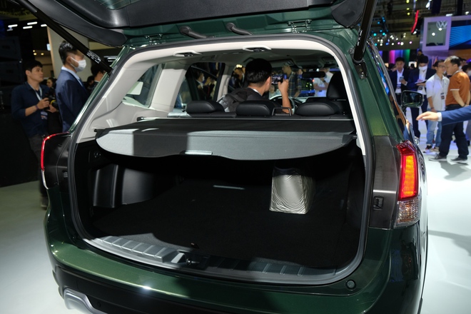 Subaru Forester 2023 gi&aacute; từ 969 triệu đồng tại Việt Nam: Thiết kế mới, th&ecirc;m c&ocirc;ng nghệ an to&agrave;n - Ảnh 14.