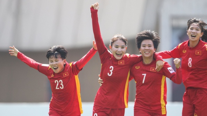 Thương hiệu đội tuyển Việt Nam đắt giá chưa từng có, VFF bội thu tài trợ - Ảnh 2.