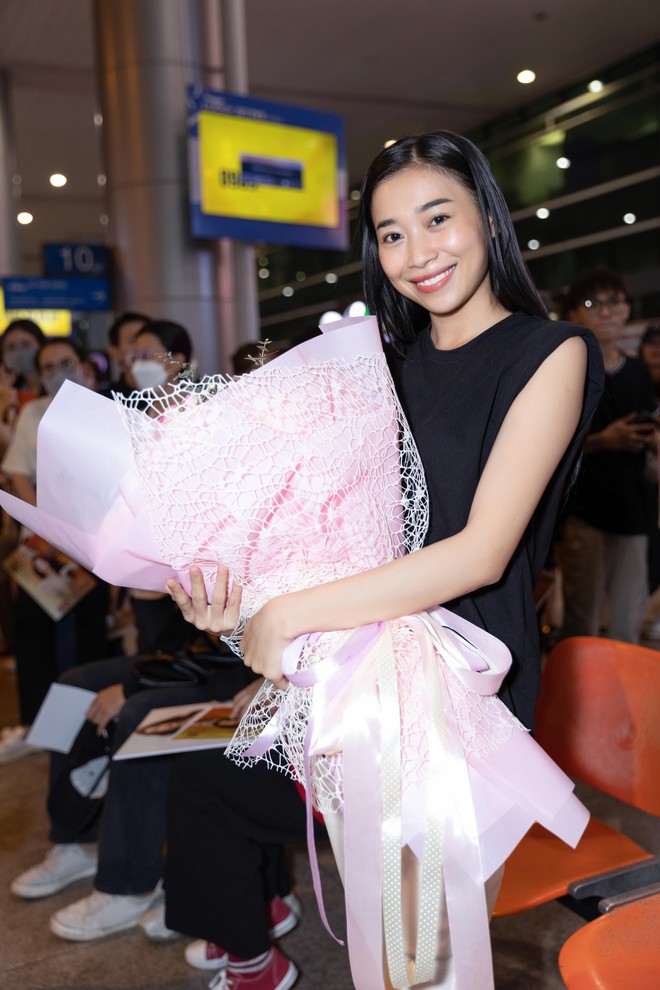 Thi&ecirc;n &Acirc;n ăn b&uacute;n b&ograve; ngay khi về Việt Nam - Ảnh 7.