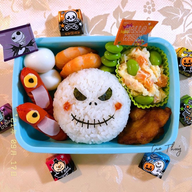 Học mẹ đảm làm cơm bento vui nhộn mùa Halloween cho con - Ảnh 11.