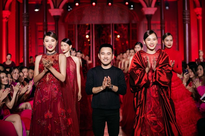 Kỳ Duyên, Mai Phương làm vedette show Lê Thanh Hòa - Ảnh 39.