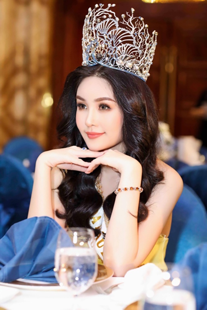 L&ecirc; &Acirc;u Ng&acirc;n Anh thay đổi thế n&agrave;o sau 5 năm đăng quang hoa hậu trong ồn &agrave;o? - Ảnh 2.