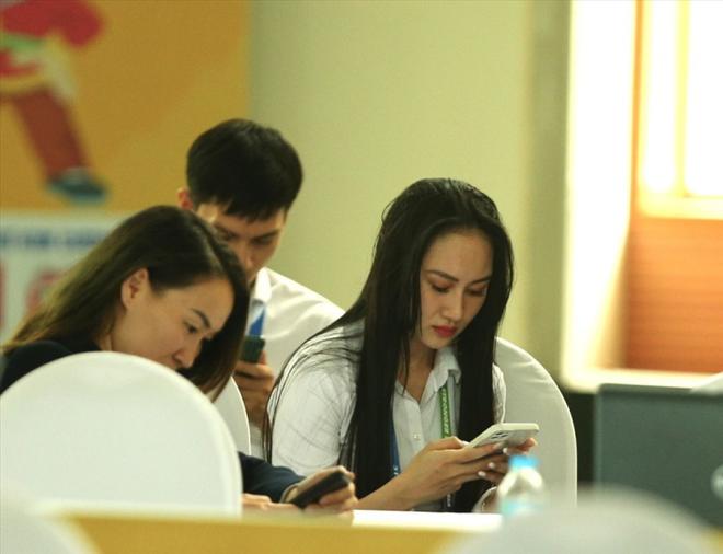 Nhan sắc vạn người m&ecirc; của VĐV đấu kiếm tuyển Việt Nam - Ảnh 5.
