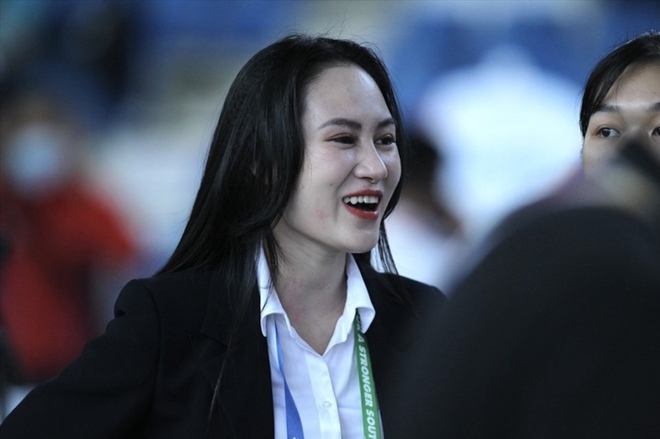 Nhan sắc vạn người m&ecirc; của VĐV đấu kiếm tuyển Việt Nam - Ảnh 4.
