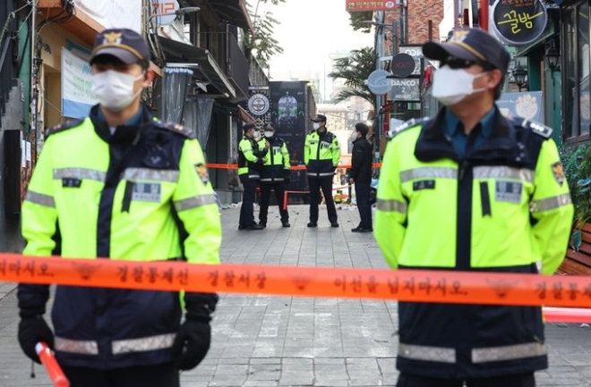 Cảnh sát Hàn Quốc thừa nhận không lường trước thảm kịch lễ hội Halloween - Ảnh 1.