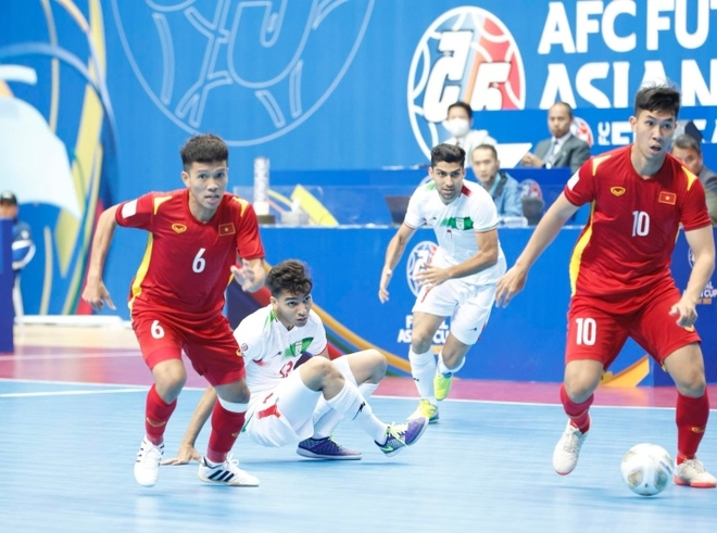 Để thua Iran, đội tuyển Việt Nam chia tay giải futsal châu Á 2022 - Ảnh 1.