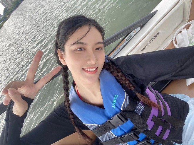 Nữ người mẫu nổi tiếng sau một đ&ecirc;m - Ảnh 6.