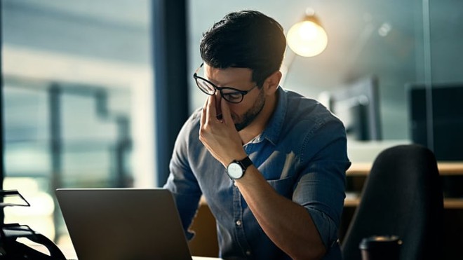 Nhận ra những dấu hiệu n&agrave;y để kh&ocirc;ng bị liệt v&agrave;o danh s&aacute;ch đen v&agrave; bị sa thải trong &acirc;m thầm - Ảnh 2.