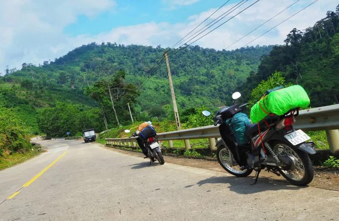 Khách Tây đúc kết muôn kiểu du lịch tiết kiệm ở Việt Nam: Đi phượt, mắc võng là rẻ nhất! - Ảnh 1.