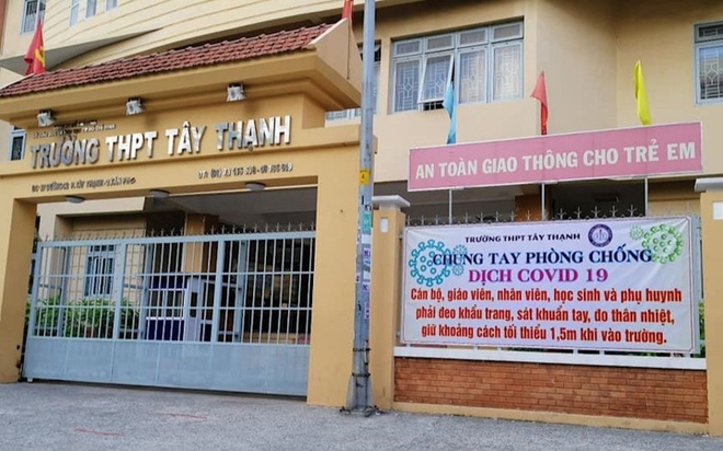 Vận động 1,3 tỷ tiền quỹ, hiệu trưởng một trường THPT ở TP.HCM bị kiểm điểm - Ảnh 1.